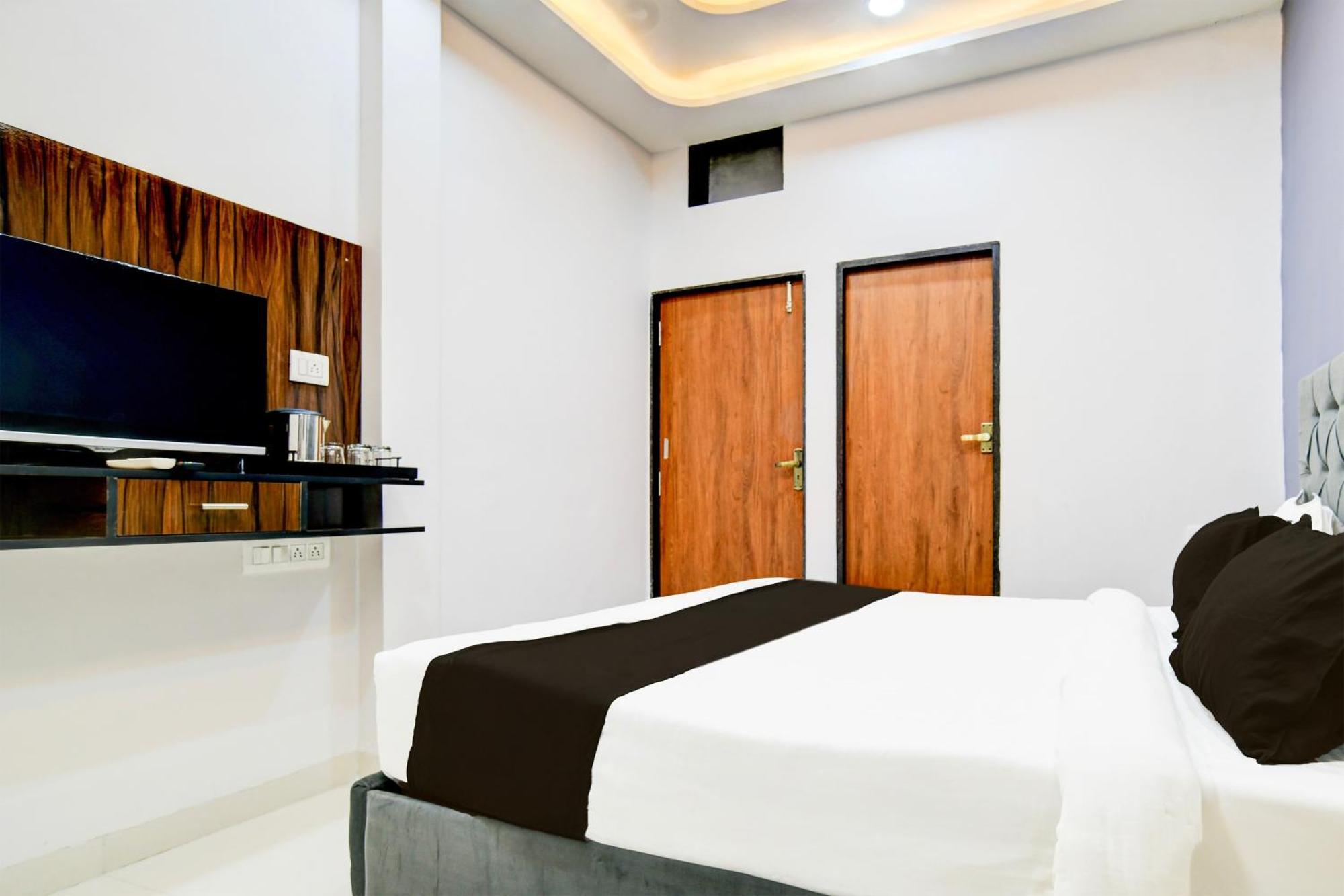 Super Hotel O D.V Near Medanta Hospital Indore Zewnętrze zdjęcie