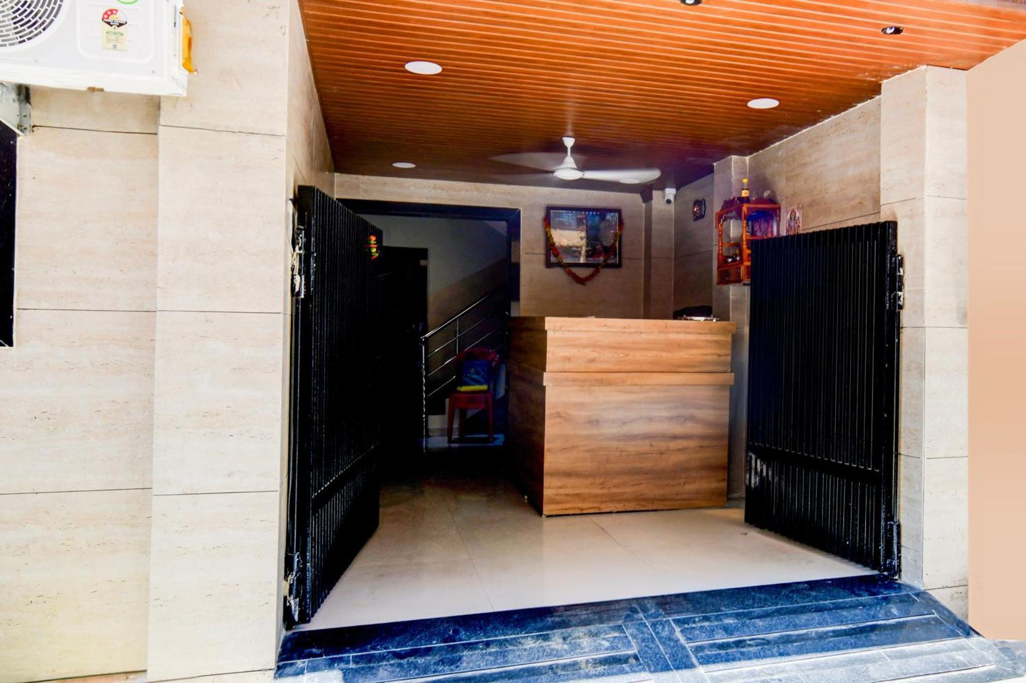 Super Hotel O D.V Near Medanta Hospital Indore Zewnętrze zdjęcie